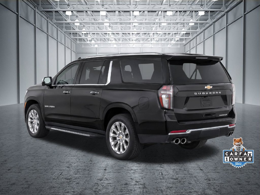 Used 2026 Chevrolet Suburban Premier AWD/4WD image 3
