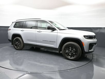 New 2026 Jeep Grand Cherokee L 4WD