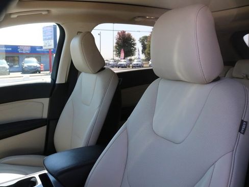 Used 2021 Ford Edge Titanium w/ Equipment Group 301A image 15