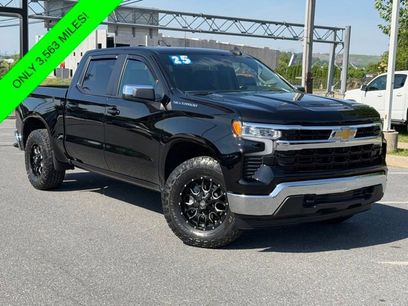 Used 2025 Chevrolet Silverado 1500 LT