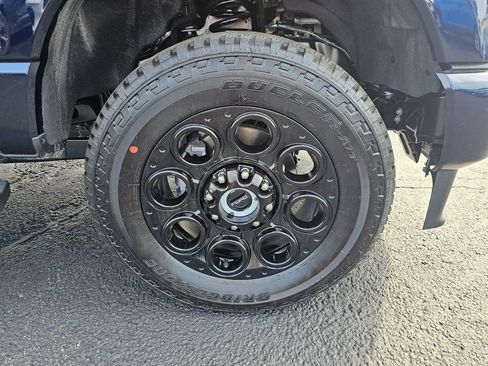 New 2025 Ford F350 Lariat w/ Black Appearance Package AWD/4WD image 9