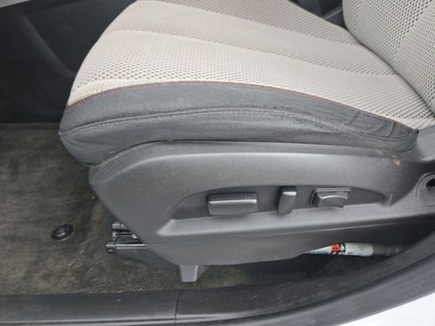 Used 2016 Chevrolet Equinox LT w/ Convenience Package FWD image 12