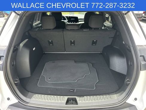 Certified 2026 Chevrolet Equinox LT w/ Safety and Technology Package FWD image 10