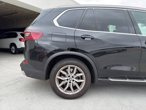 Certified 2023 BMW X5 sDrive40i w/ Premium Package image 5