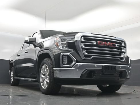 Used 2021 GMC Sierra 1500 SLT w/ SLT Convenience Package AWD/4WD image 32