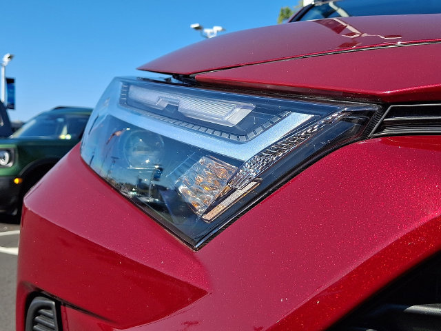Used 2025 Toyota RAV4 XLE AWD/4WD image 10