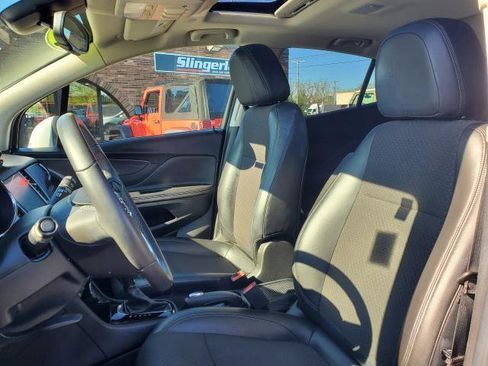 Used 2020 Buick Encore Preferred FWD image 6