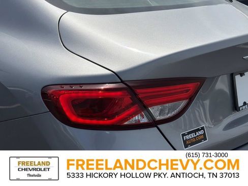 Used 2015 Chrysler 200 Limited w/ Convenience Group FWD image 12