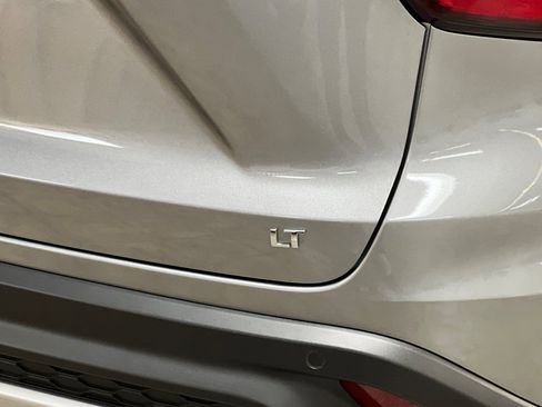 New 2025 Chevrolet Trax LT w/ Driver Confidence Package FWD image 24
