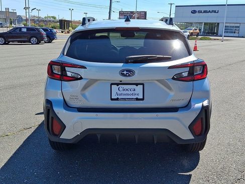 Used 2024 Subaru Crosstrek 2.5i Limited w/ Crosstrek Mirror Package AWD/4WD image 8