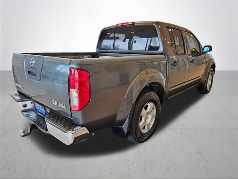 Used 2005 Nissan Frontier SE image 7