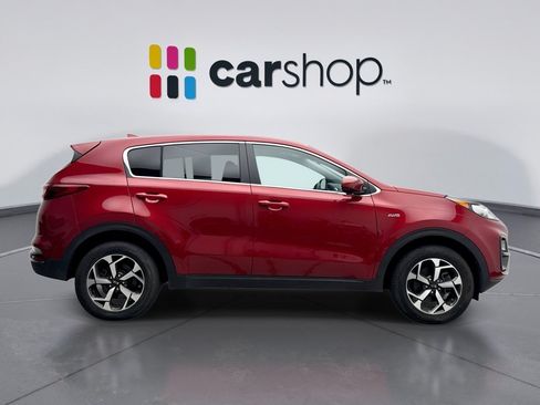 Used 2022 Kia Sportage LX AWD/4WD image 6