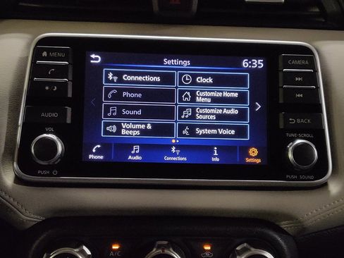 Used 2020 Nissan Versa SV image 25