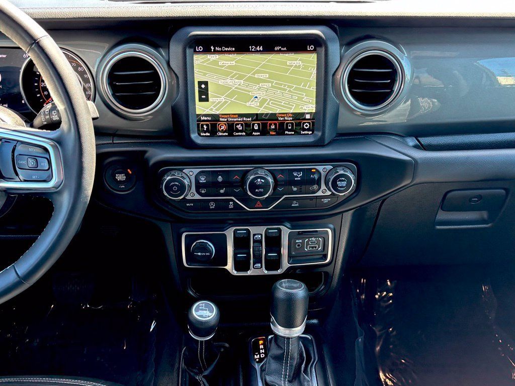 Certified 2023 Jeep Wrangler Unlimited Sahara w/ Cold Weather Group AWD/4WD image 21