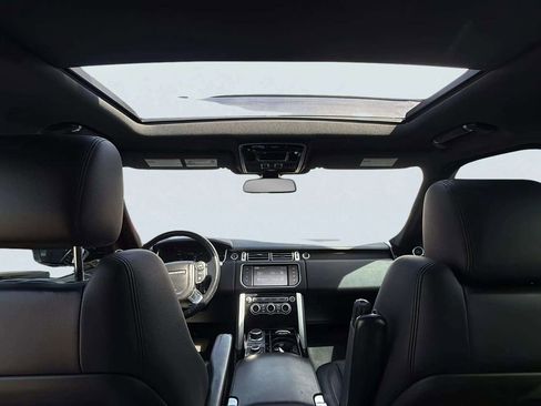 Used 2016 Land Rover Range Rover image 9