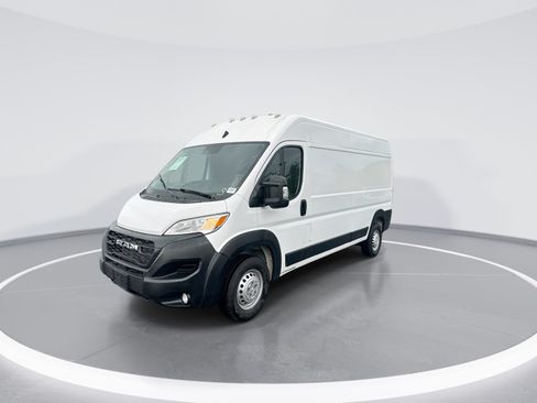 Used 2025 RAM ProMaster 2500 w/ Convenience Group FWD image 5