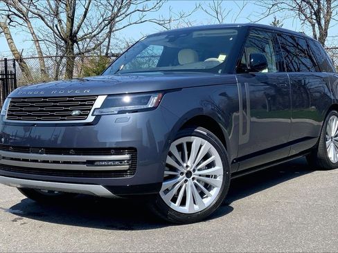 New 2026 Land Rover Range Rover Long Wheelbase SE image 1