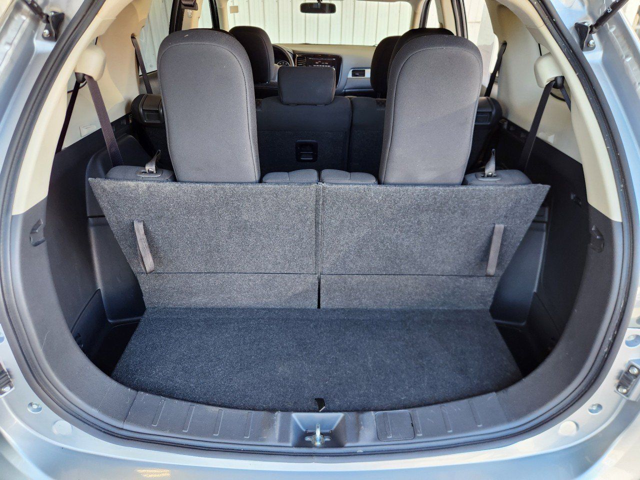 Used 2015 Mitsubishi Outlander ES FWD image 9