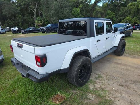 Used 2022 Jeep Gladiator Sport AWD/4WD image 2
