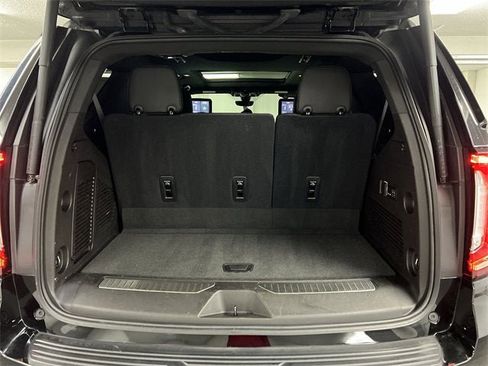 Used 2021 GMC Yukon Denali w/ Denali Premium Package image 27