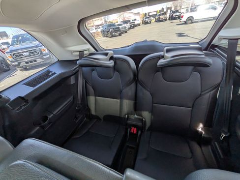 Used 2016 Volvo XC90 T6 Momentum w/ Protection Package Plus image 31