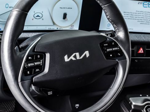 Used 2024 Kia EV6 Light image 15