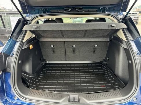 Certified 2023 Buick Encore GX Preferred w/ Cold Weather Comfort Package AWD/4WD image 10