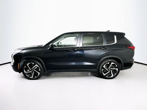 Used 2024 Mitsubishi Outlander SE image 4