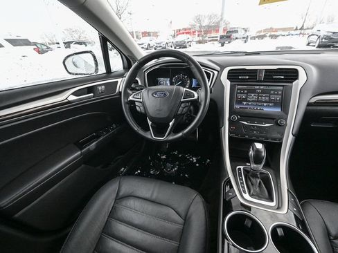 Used 2014 Ford Fusion Energi SE w/ Driver Assist Package image 31