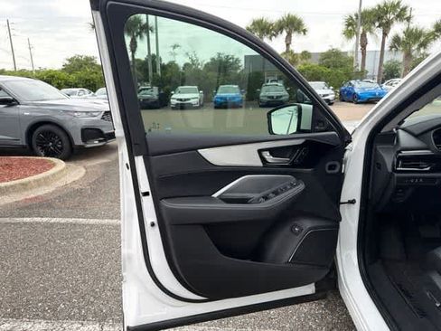 Used 2025 Acura MDX FWD w/ Technology Package image 15