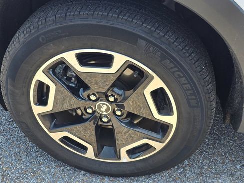 Used 2024 Ford Bronco Sport Outer Banks AWD/4WD image 12