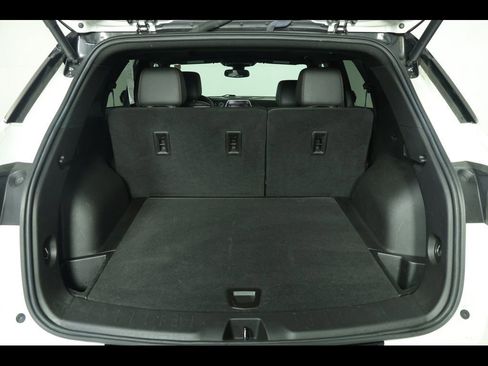 Used 2022 Chevrolet Blazer RS image 16