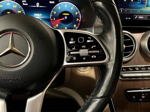 Used 2021 Mercedes-Benz GLC 300 4MATIC image 19