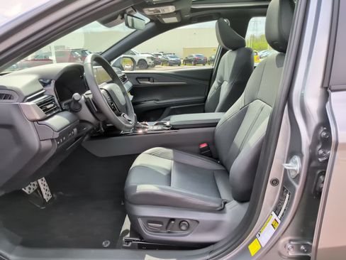 Used 2026 Toyota Camry XSE AWD/4WD image 16