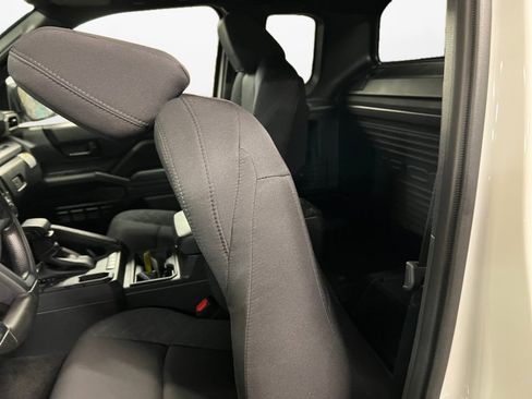 Used 2025 Toyota Tacoma SR image 16