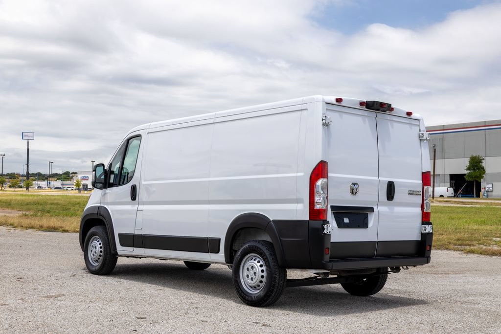 Used 2025 RAM ProMaster 2500 w/ Convenience Group FWD image 5
