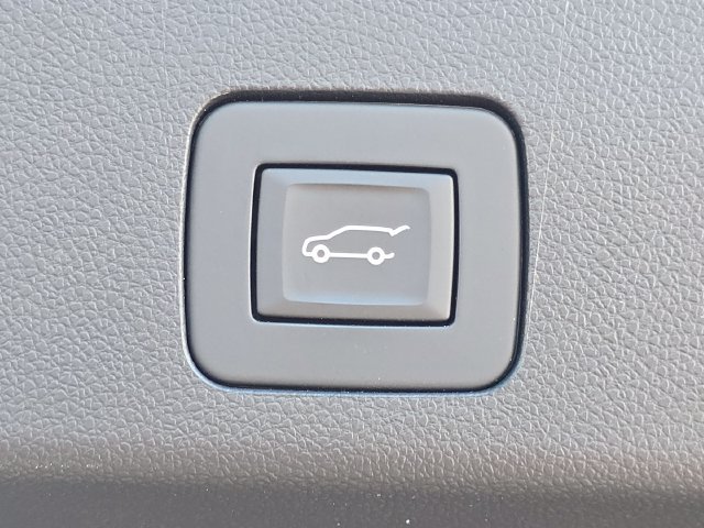 Used 2024 Buick Encore GX Sport Touring w/ Experience Buick Package FWD image 19