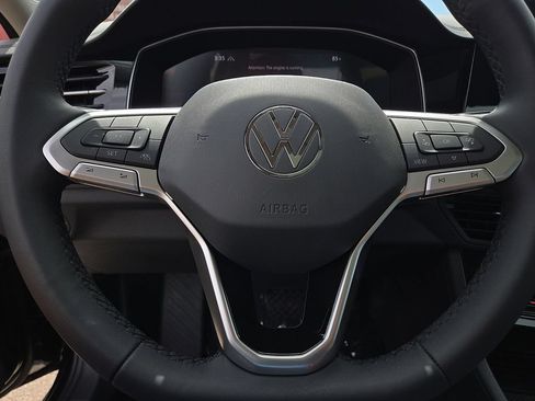 New 2026 Volkswagen Jetta SE FWD image 25