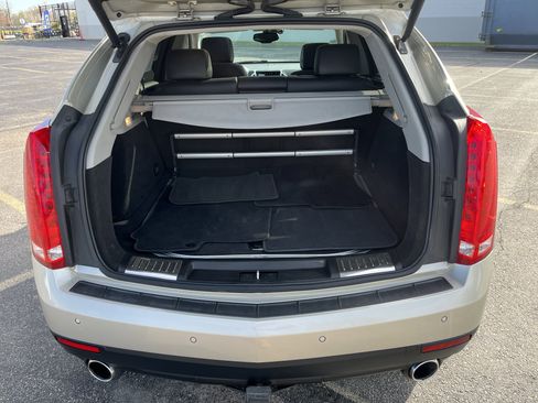 Used 2016 Cadillac SRX Luxury w/ Driver Awareness Package AWD/4WD image 17
