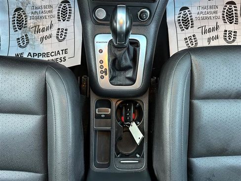 Used 2017 Volkswagen Tiguan S image 25