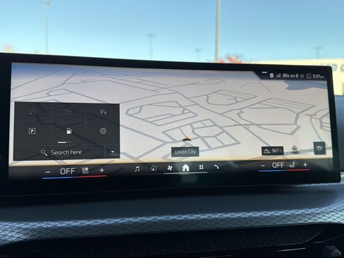 New 2026 BMW 330i Sedan w/ M Sport Package image 6