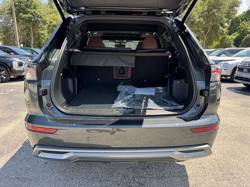 New 2025 Mitsubishi Outlander SEL image 13