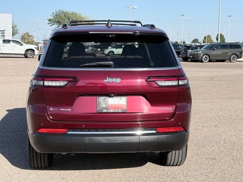 Used 2022 Jeep Grand Cherokee L Limited w/ Luxury Tech Group II AWD/4WD image 7