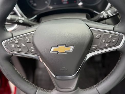 Used 2024 Chevrolet Equinox Premier FWD image 23