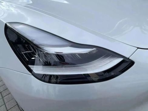Used 2023 Tesla Model 3 Standard Range image 35