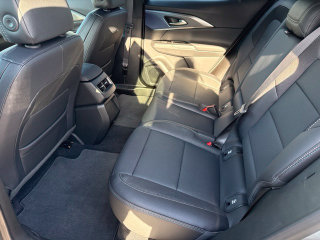 Used 2024 Chevrolet Equinox EV LT AWD/4WD image 15