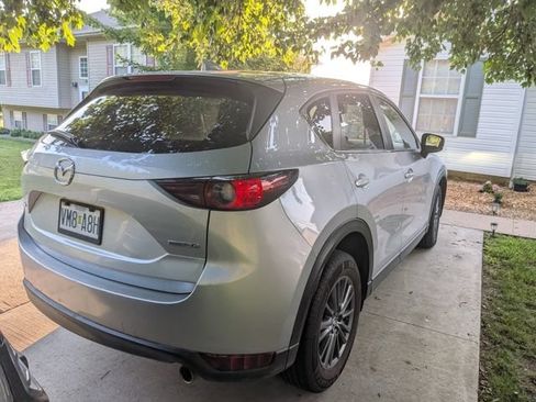 Used 2020 MAZDA CX-5 Touring FWD image 3