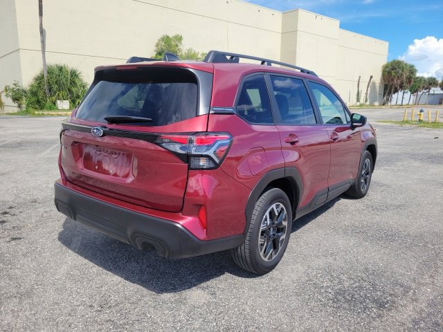 Certified 2025 Subaru Forester Premium AWD/4WD image 6