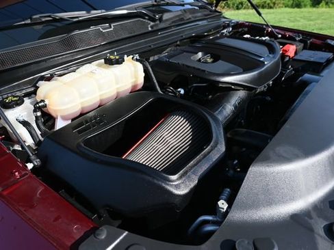 Used 2025 RAM 1500 Laramie w/ Sport Appearance Package AWD/4WD image 14