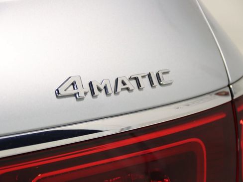 Used 2023 Mercedes-Benz GLS 450 4MATIC image 13
